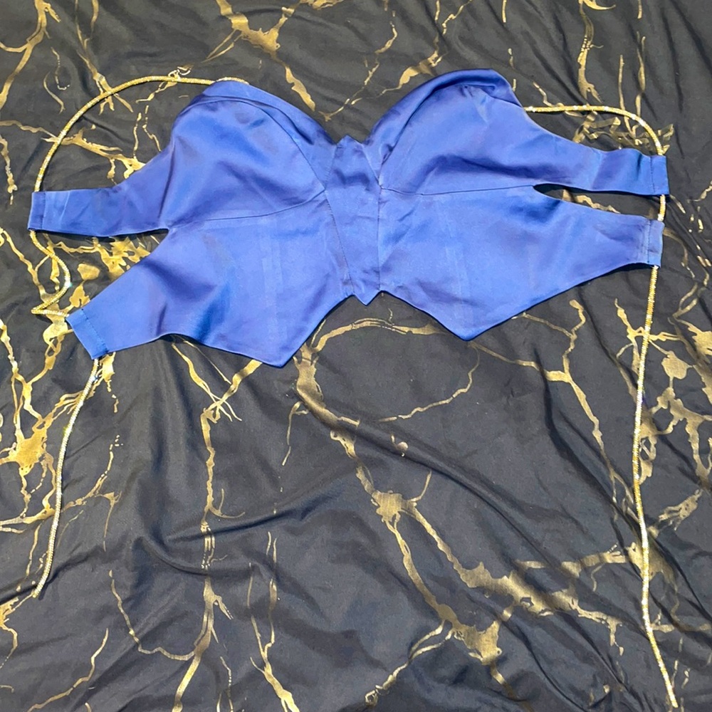 Blue elegant top